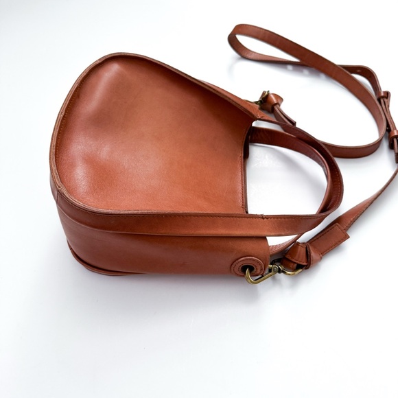 Madewell The Sydney Shoulder Bag Burnished Caramel Leather Crossbody - Picture 3 of 8